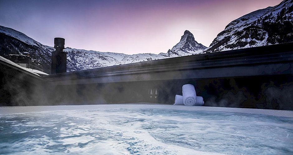 Mountain views from private hot tub. Photo: Hotel Mama - image_3